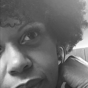 Meet your Posher, Posh